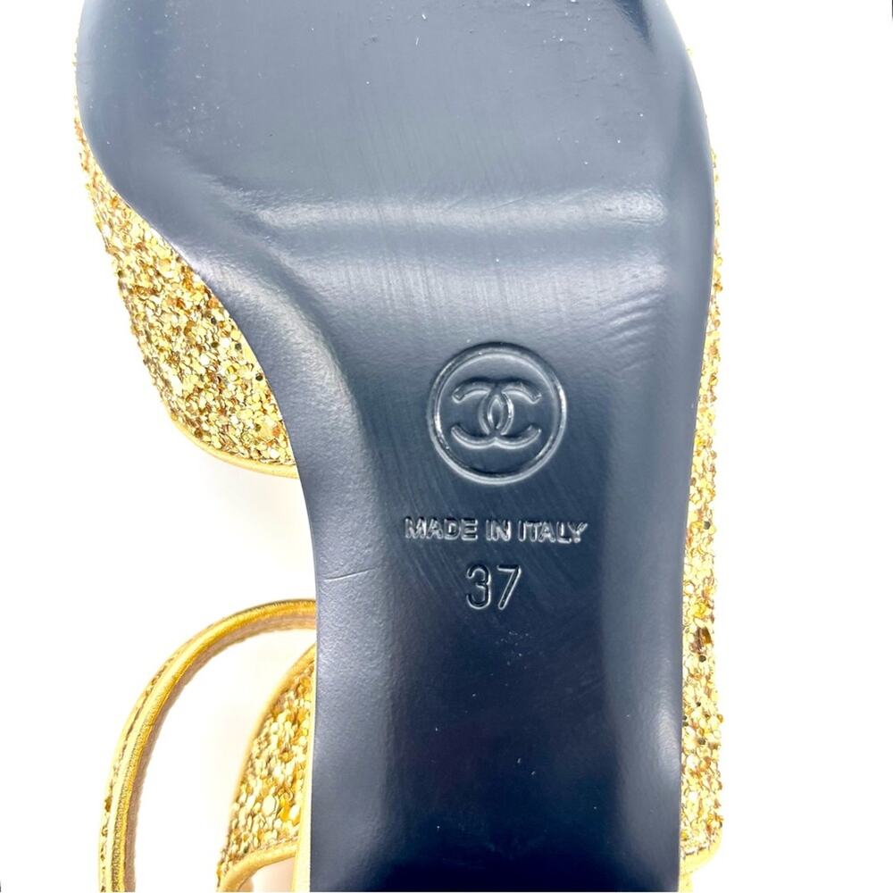 Chanel CC Logo Glitter and Grosgrain Cap Toe Slingback Platform Heel Pumps 37 - Picture 9 of 10